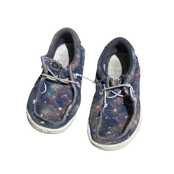 Hey Dude Youth Shoes Size 2 — Galaxy Blue, Metallic, Wally Slip-On - Picture 1 of 6
